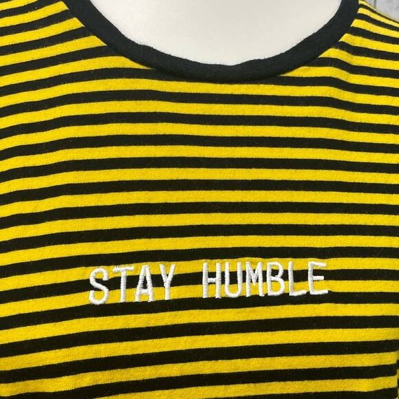 Forever 21 Men XL Stay Humble Black Yellow Striped Long Sleeve Crew Neck Tee - Picture 2 of 4